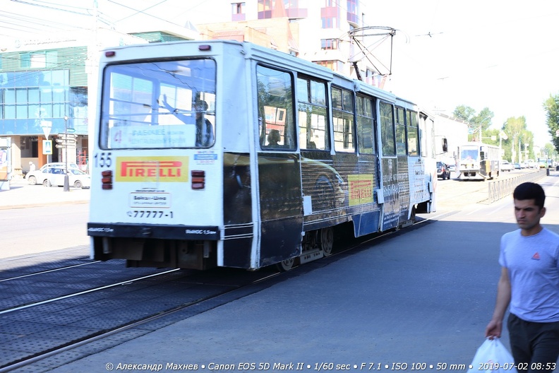 Трамвай № 155 напротив площади Декабристов