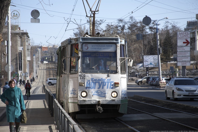 Трамвай № 158 на улице Декабрьских Событий