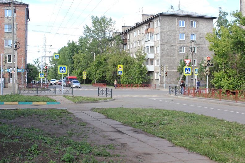 Улица Иосифа Уткина 17 в 2020 году