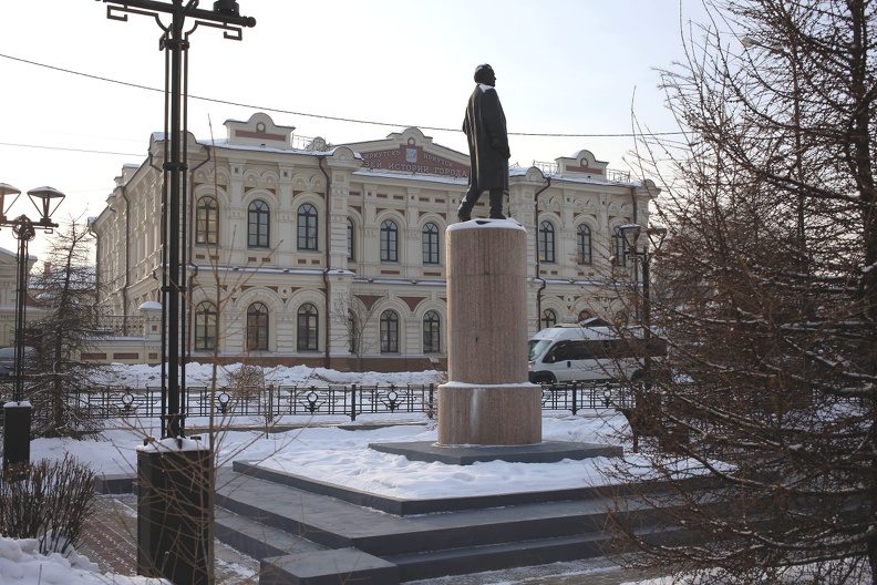 Памятник Куйбышеву