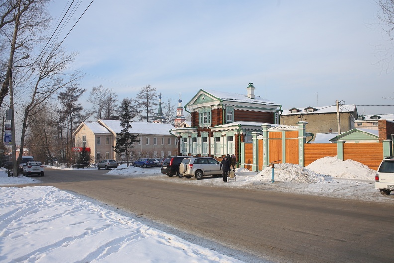 Современный резной дом Иркутска