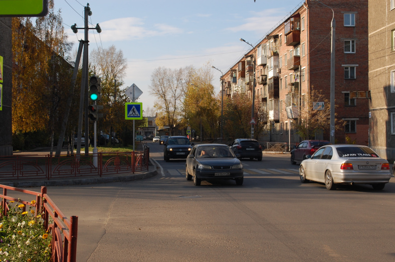 Улица Подаптечная в сторону улицы Красногвардейской