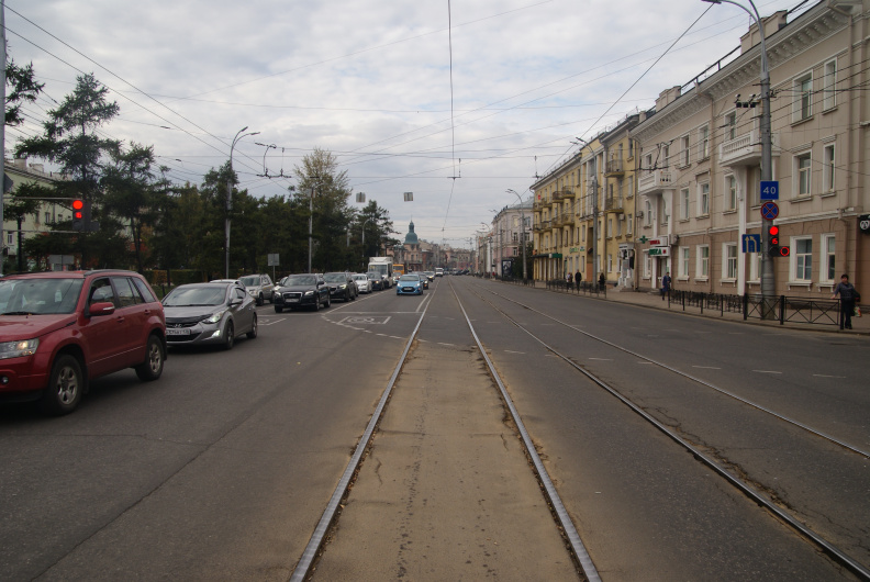 Улица Ленина, вид на поликлиннику № 2