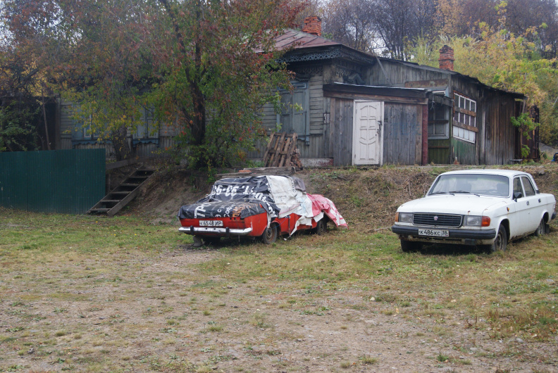 Кто из нас не мечтал бы о таком дворе в центре Иркутска?