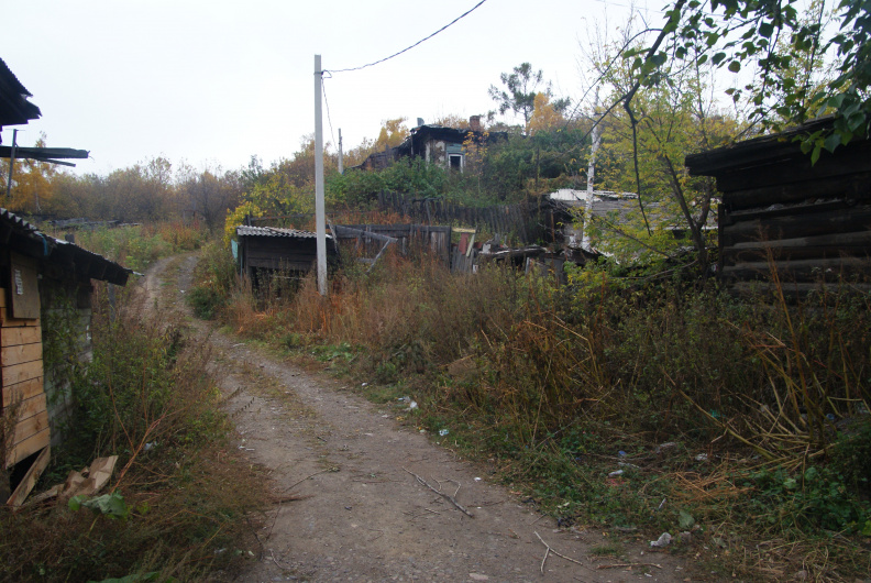 Романтичные строения на горе в центре Иркутска