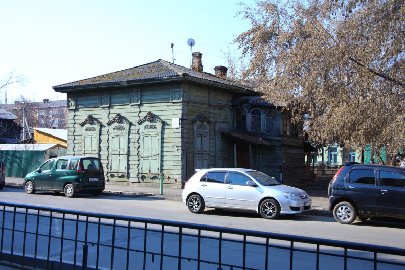 Дом 6 по улице Володарского вид справа