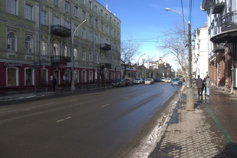 Улица Карла Маркса от улицы Сухэ-Батора