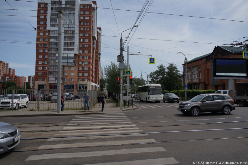 Вид на дома Нового города на 1-й Советской