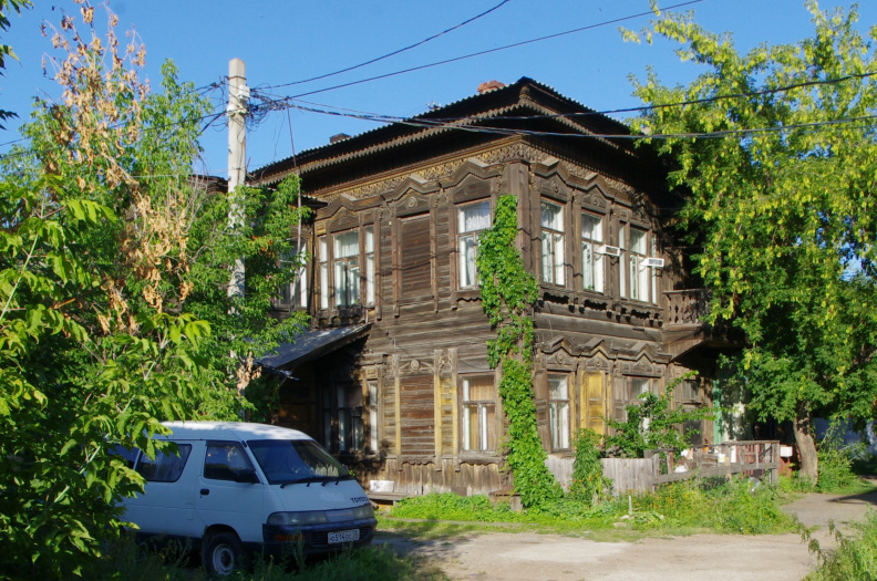 Дом 18А на улице Иосифа Уткина