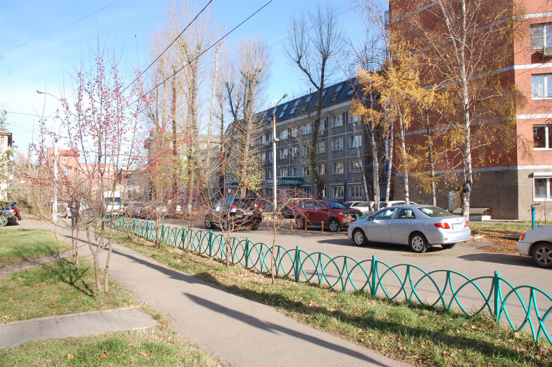 Улица Поленова 1