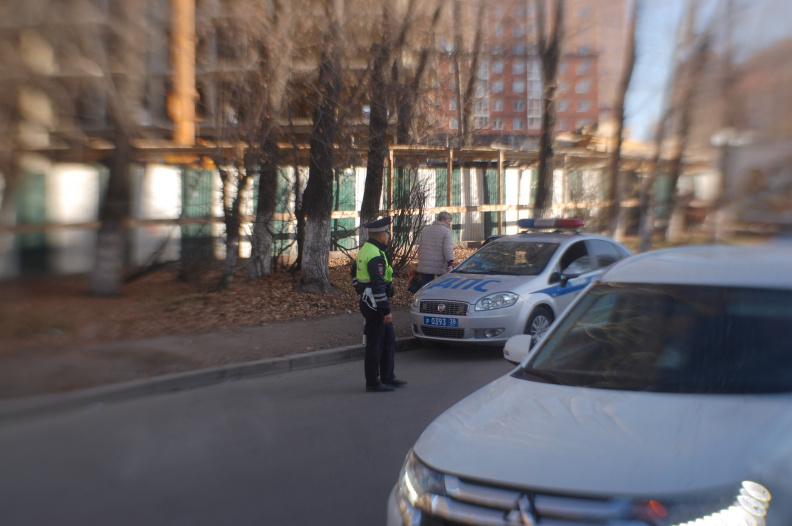 ГАИшник на улице Депутатской