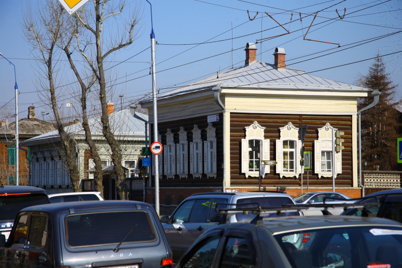 Дом 77Б по улице Декабрьских Событий