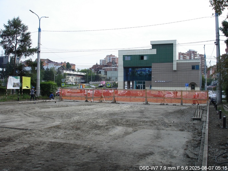 Ремонт площади Декабристов на месте памятника