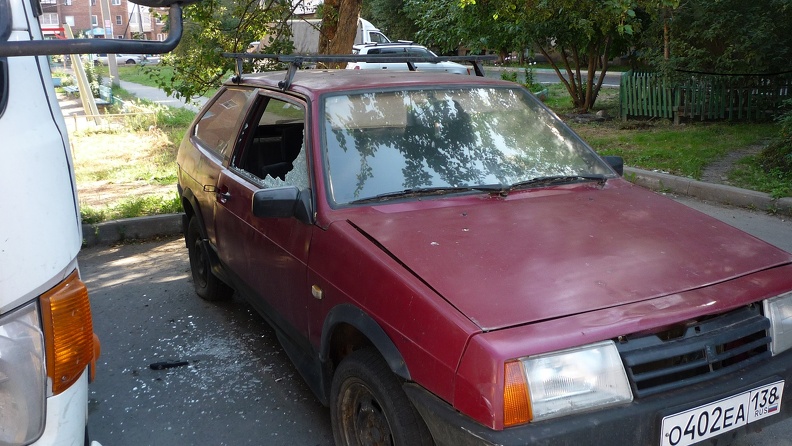Разбитая жигулюшка
